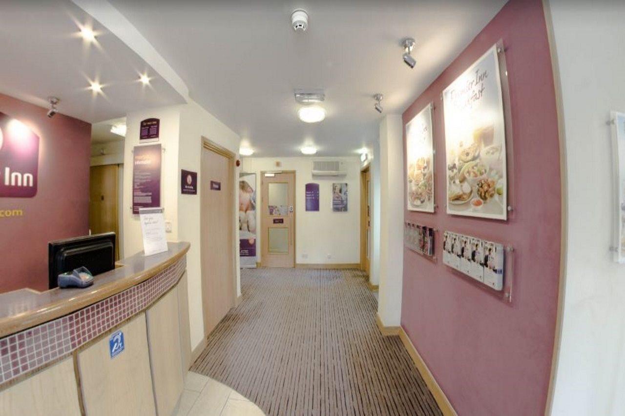 Premier Inn Portsmouth Horndean Dış mekan fotoğraf
