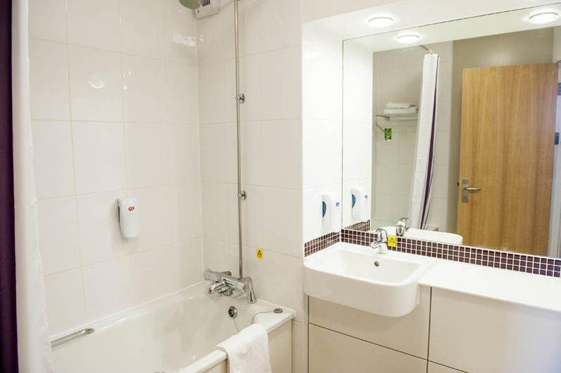 Premier Inn Portsmouth Horndean Dış mekan fotoğraf